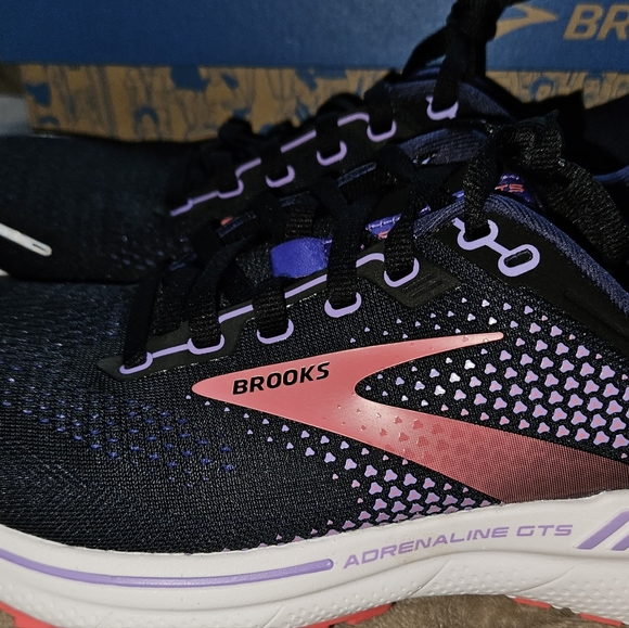 Brooks Footwear Size 8 Multicolor main image 1